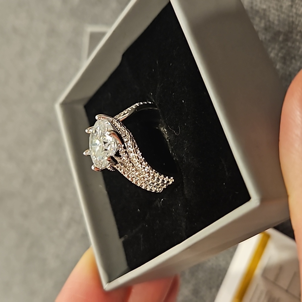 Moissanite Ring
